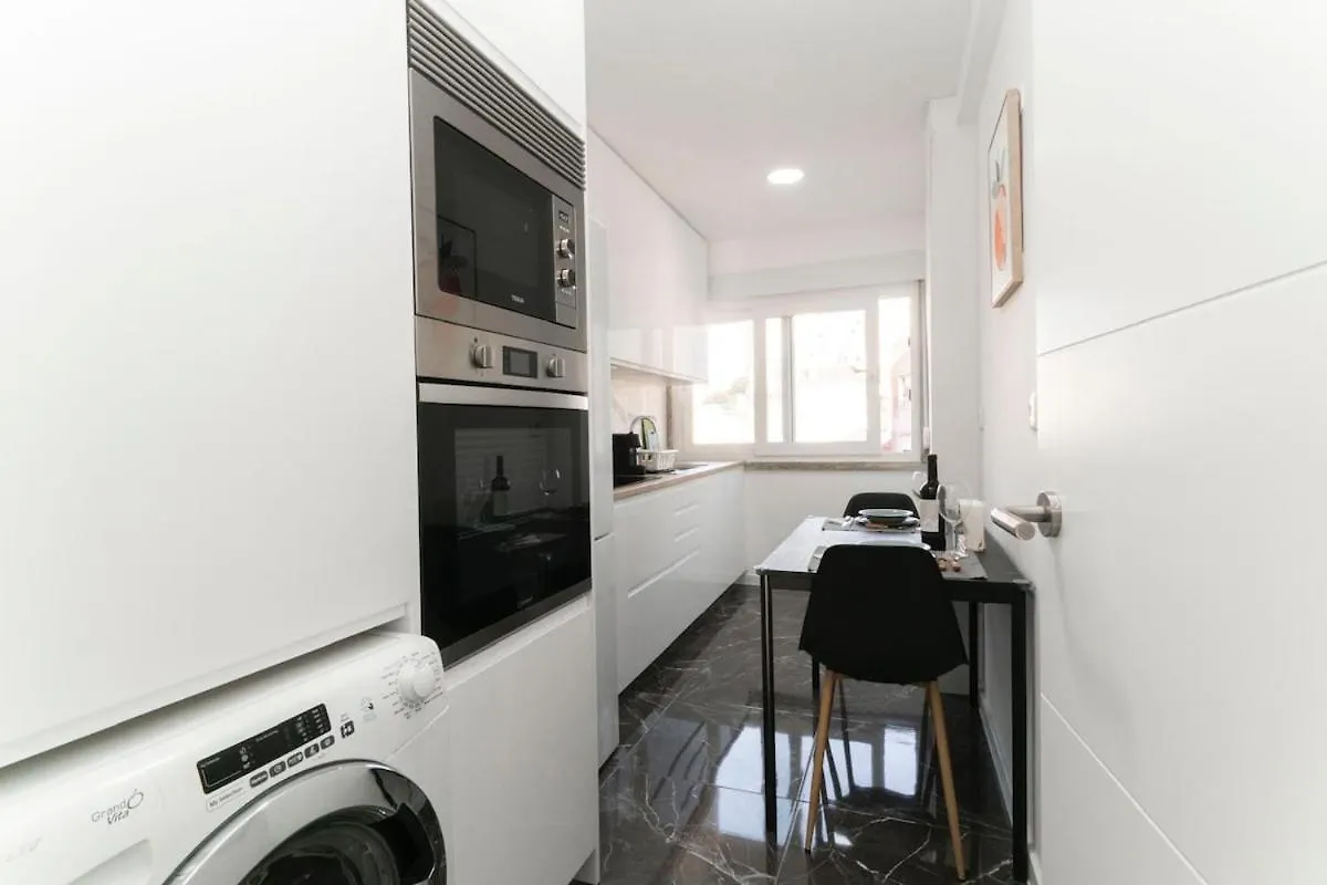 Homehaven Cacem Apartment